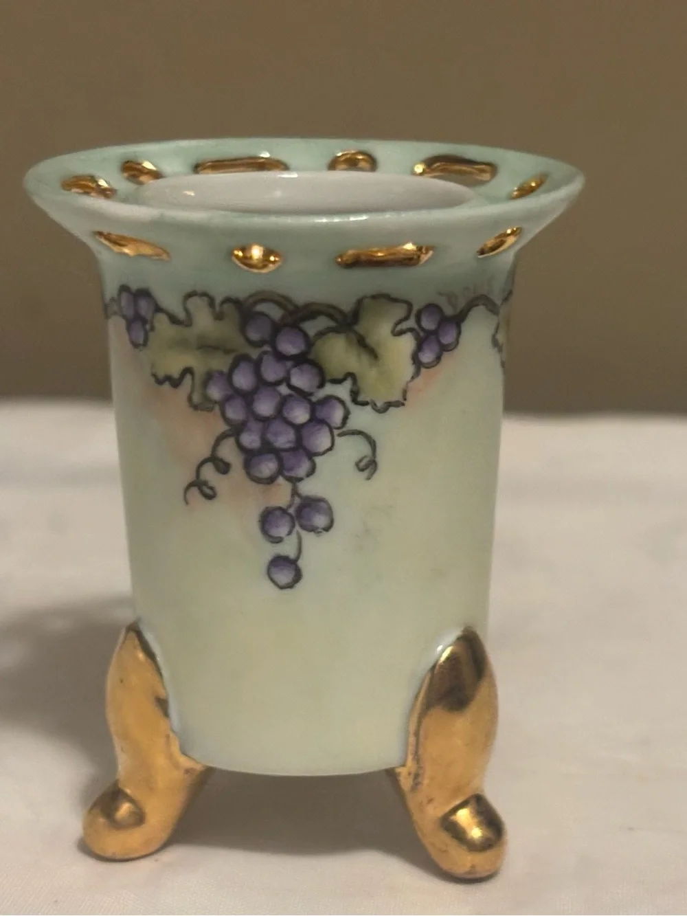 Antique Hand-Painted Grape Motif Porcelain toothpick or matches holder Gold feet